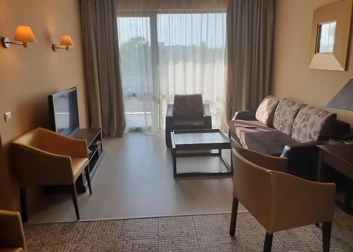 Апартаменты Barcelo Royal - Prestige Солнечный берег